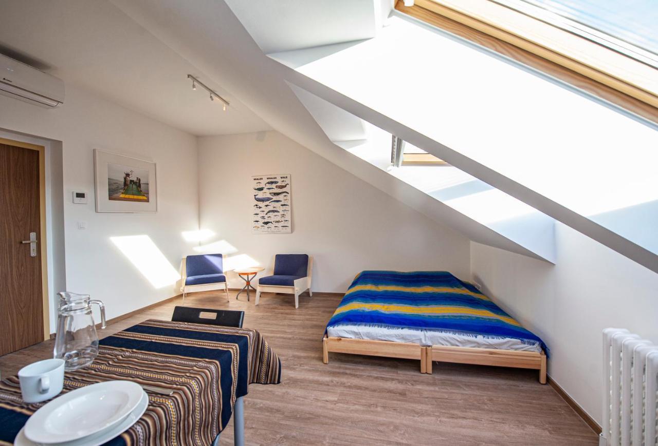 Blue President Apartment บราติสลาวา ภายนอก รูปภาพ